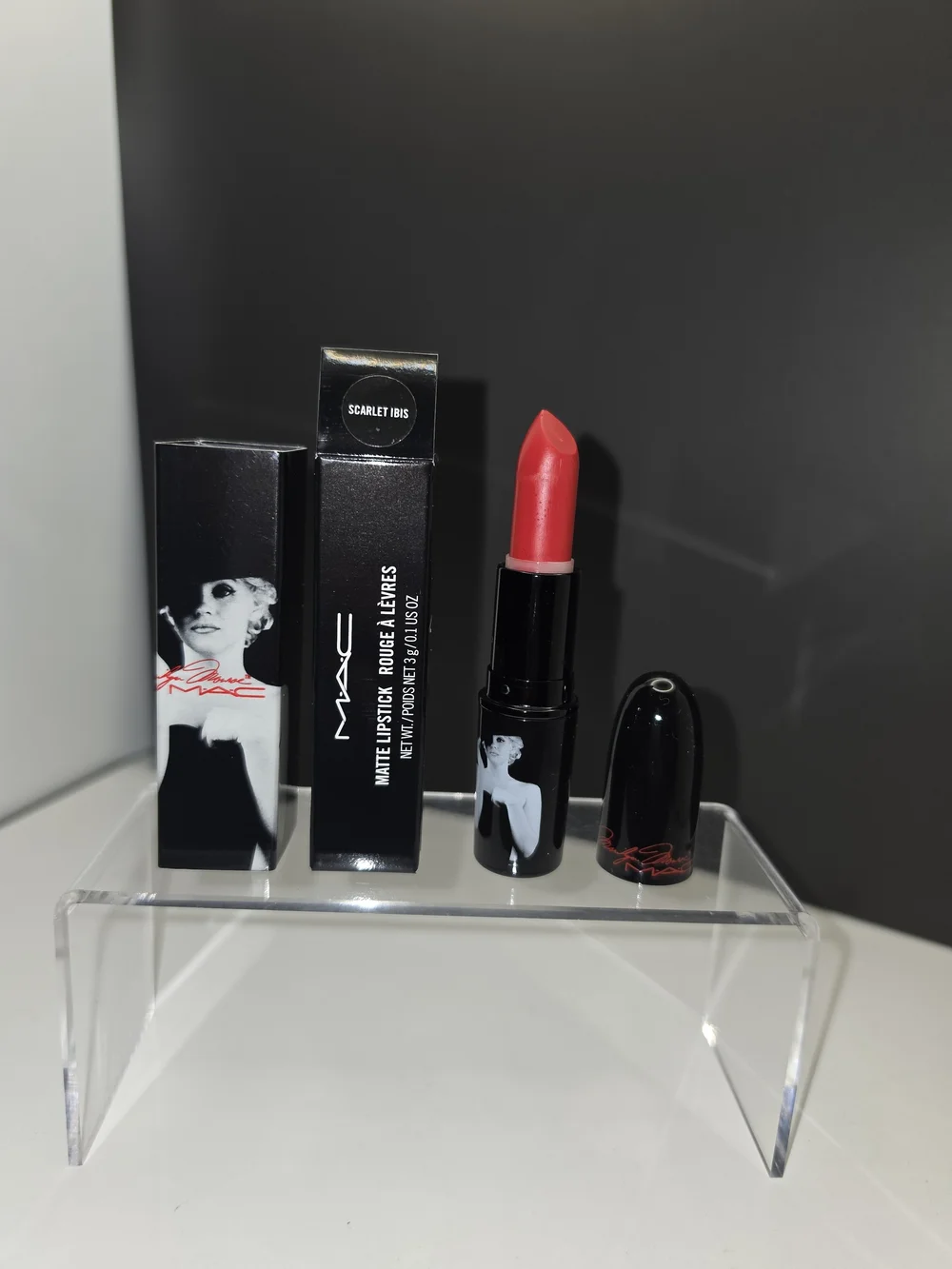 LIMITED EDITION MAC Marilyn MONROE Lipstick Scarlet Ibis